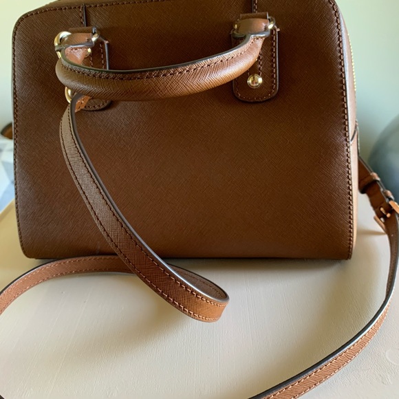 Michael Kors purse. Excellent condition. - Picture 2 of 3